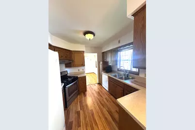 5527 N Meadows Dr, Racine, WI 53402 - Photo 15