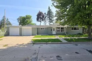 3729 W Kaul Ave, Milwaukee, WI 53209 - Photo 1