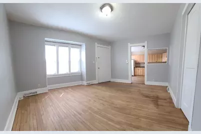 1851 N Pulaski St, Milwaukee, WI 53202 - Photo 17