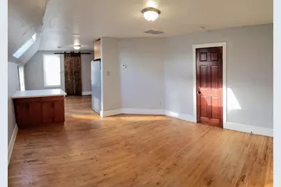 1851 N Pulaski St, Milwaukee, WI 53202 - Photo 5