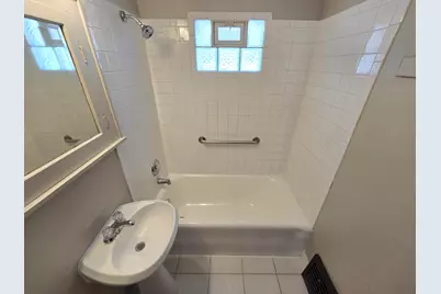 4933 N 38th St, Milwaukee, WI 53209 - Photo 11