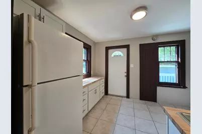 4933 N 38th St, Milwaukee, WI 53209 - Photo 5