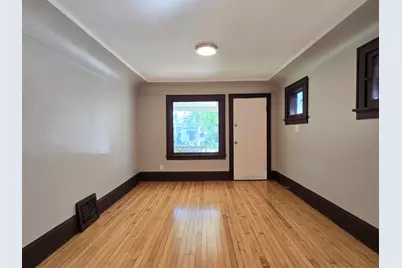 4933 N 38th St, Milwaukee, WI 53209 - Photo 9
