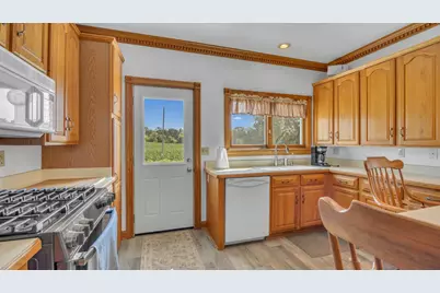 W7034  Parnell Rd, Mitchell, WI 53011 - Photo 15