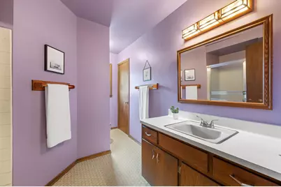 19615 W Coffee Rd, New Berlin, WI 53146 - Photo 23