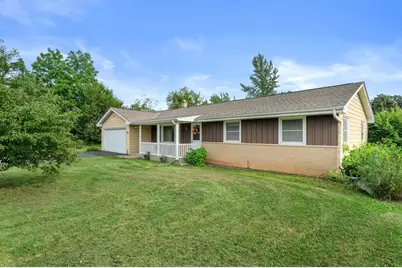 19615 W Coffee Rd, New Berlin, WI 53146 - Photo 7