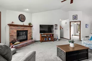 6502 Cloverleaf Ct, Wilson, WI 53081 - Photo 7