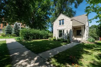 8356  Currie Ave, Wauwatosa, WI 53213 - Photo 23