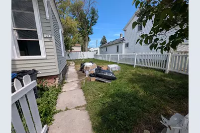1236  St Clair Ave, Sheboygan, WI 53081 - Photo 3