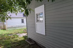 1236 St Clair Ave, Sheboygan, WI 53081 - Photo 5