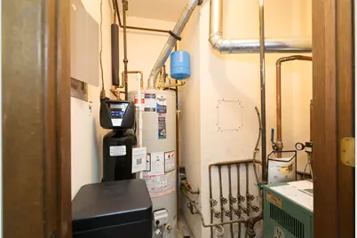 1334  Honeysuckle Rd #1336, Hartford, WI 53027 - Photo 17