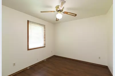 1334  Honeysuckle Rd #1336, Hartford, WI 53027 - Photo 15