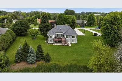 N66W38333  Deer Creek Ct, Oconomowoc, WI 53066 - Photo 3