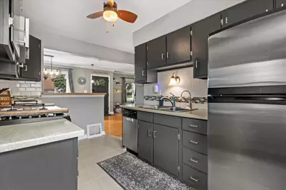 3172 N 80th St, Milwaukee, WI 53222 - Photo 11