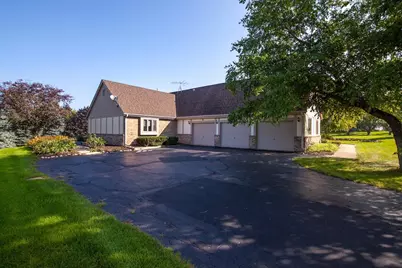 N27W30818  Golf Hills Dr, Delafield, WI 53072 - Photo 29
