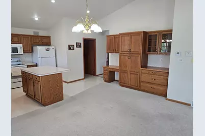 545  Ohio Ave, Oostburg, WI 53070 - Photo 5