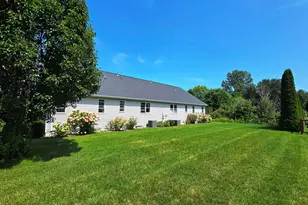 545 Ohio Ave, Oostburg, WI 53070 - Photo 23