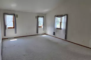 545 Ohio Ave, Oostburg, WI 53070 - Photo 3