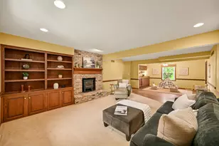 S40W22816 Sommers Hills Dr, Waukesha, WI 53189 - Photo 19