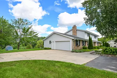 S40W22816  Sommers Hills Dr, Waukesha, WI 53189 - Photo 45