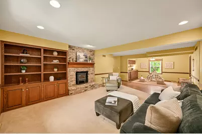 S40W22816  Sommers Hills Dr, Waukesha, WI 53189 - Photo 19