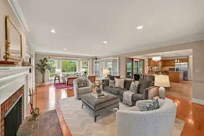 10818 N Norway Dr, Mequon, WI 53092 - Photo 13