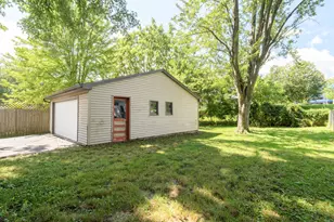 800 Western Ave, Waukesha, WI 53188 - Photo 31