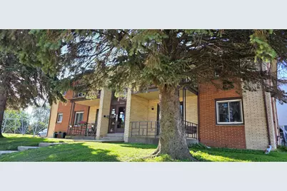 3123 E Grange Ave, Cudahy, WI 53110 - Photo 3