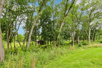 W333S221  Glen Oaks Dr, Delafield, WI 53018 - Photo 9