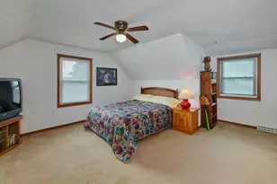 113 N 121st St, Wauwatosa, WI 53226 - Photo 29