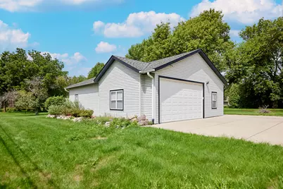 113 N 121st St, Wauwatosa, WI 53226 - Photo 5