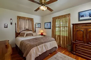113 N 121st St, Wauwatosa, WI 53226 - Photo 23