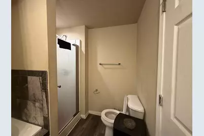 1906 N 33rd St, Milwaukee, WI 53208 - Photo 11