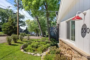 550 Glen View Rd, Williams Bay, WI 53191 - Photo 5