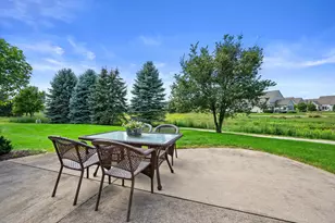 1758 Bess Ct, Oconomowoc, WI 53066 - Photo 3