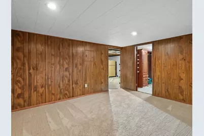1668  Atlanta Cir, Manitowoc, WI 54220 - Photo 37