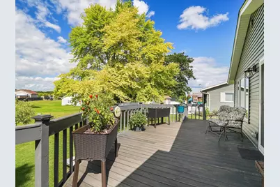 1668  Atlanta Cir, Manitowoc, WI 54220 - Photo 15