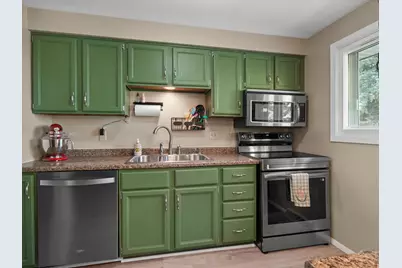 1668  Atlanta Cir, Manitowoc, WI 54220 - Photo 19