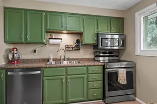1668 Atlanta Cir, Manitowoc, WI 54220 - Photo 19