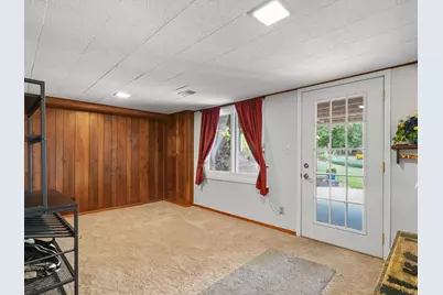 1668  Atlanta Cir, Manitowoc, WI 54220 - Photo 35