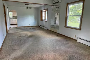1604 54th St, Kenosha, WI 53140 - Photo 5
