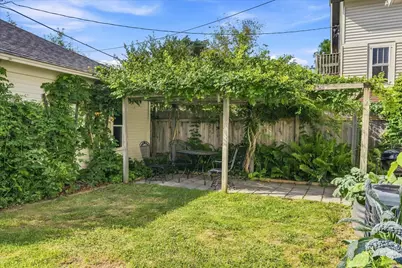 3313 N Bremen St, Milwaukee, WI 53212 - Photo 31