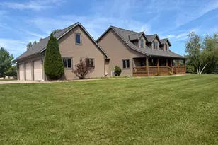 472 River Dr, Farmington, WI 53021 - Photo 1