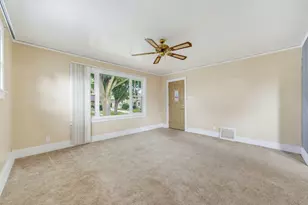 1021 Wilson Ave, Sheboygan, WI 53081 - Photo 5