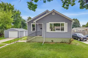 1021 Wilson Ave, Sheboygan, WI 53081 - Photo 1