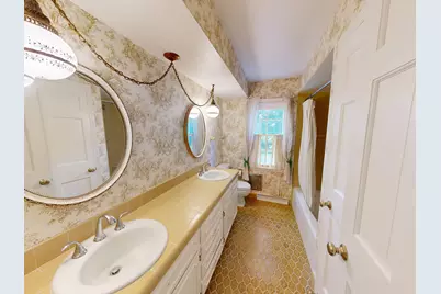 18075  Whippletree Ct, Brookfield, WI 53045 - Photo 19