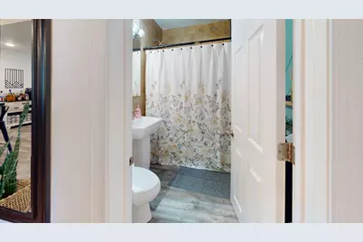 9205 S Chicago Rd, Oak Creek, WI 53154 - Photo 11