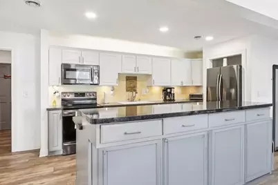 9205 S Chicago Rd, Oak Creek, WI 53154 - Photo 3