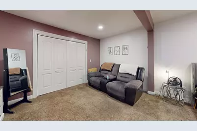 9205 S Chicago Rd, Oak Creek, WI 53154 - Photo 17