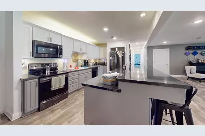 9205 S Chicago Rd, Oak Creek, WI 53154 - Photo 9